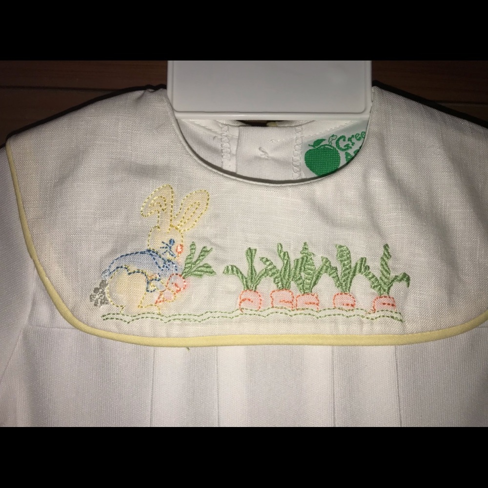 Shadow Embroidered Collar Button Shirt Short